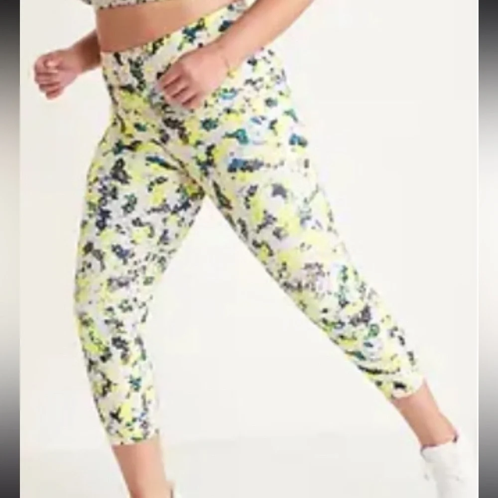 NWT!! Old Navy High-Waisted PowerSoft Side-Pocket Crop Leggings - Sz M - Picture 3 of 10